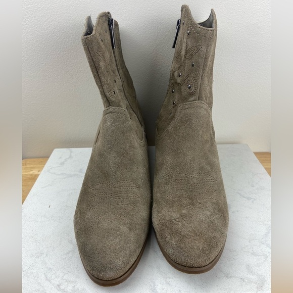 BANDOLINO Xerissa Suede Studded Leather Western Boots - Picture 4 of 13